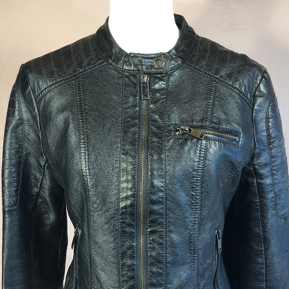 Black Vegan Leather Moto Jacket - Women's Stylish Zip Front Size Medium - Picture 3 of 17